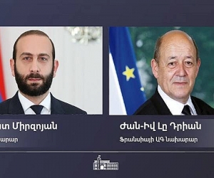 Министр иностранных дел Франции Жан-Ив Ле Дриан направил Арарату Мирзояну