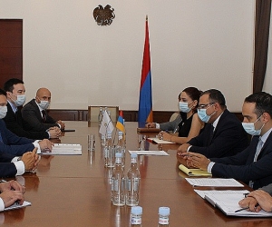 Եռակողմ հուշագիր ՀՀ ֆինանսների նախարարության, Եվրասիական զարգացման բանկի եւ Վերլուծական վարկային վարկանիշային գործակալության միջեւ