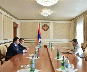 ԵՊՀ ռեկտորի պաշտոնակատարը հանդիպել է ԱՀ նախագահ Արայիկ Հարությունյանի հետ