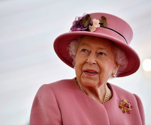 Queen Elizabeth II Congratulates Armenian President on Independence Day