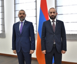 Արարատ Միրզոյանն ընդունել է Բուլղարայի դեսպանին