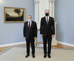 Премьер-министр Пашинян провел встречу с президентом Литвы Гитанасом Науседой