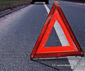 Աշտարակի խճուղում մեքենան բախվել է սյանը