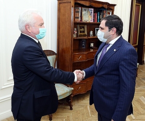 Փոխվարչապետ Սուրեն Պապիկյանը հանդիպել է Իգոր Մասլովի գլխավորած պատվիրակությանը