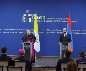 Արարատ Միրզոյան․ «Սուրբ Աթոռը մշտապես Հայաստանի կողքին է եղել հայ ժողովրդի համար դժվարին ժամանակներում»