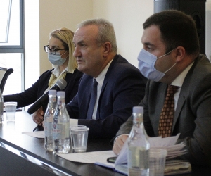 ԿԳՄՍ նախարարը բուհերի ռեկտորներին հորդորել է պայքարել հակապատվաստումային քարոզչության դեմ