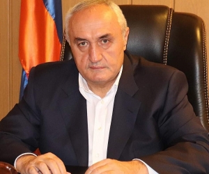 Արարատի մարզպետը «ջրից չոր» դուրս եկավ, իսկ ազգական համայնքապետը խախտել է օրենքը