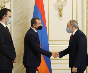 Премьер-министр Пашинян принял Чрезвычайного и Полномочного посла Итальянской Республики в Республике Армения Альфонсо ди Ризо