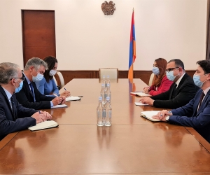 Ֆինանսների նախարարն ընդունել է Ասիական զարգացման բանկի հայաստանյան գրասենյակի տնօրենի գլխավորած պատվիրակությանը