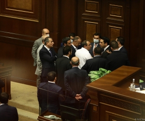 Инициированное парламентской оппозицией заседание совета НС не состоялось