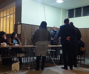 13 ժամ` ցուրտ ընտրատեղամասում