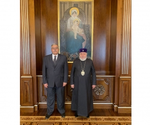 Ամենայն Հայոց Կաթողիկոսն ընդունել է ՀՅԴ Բյուրոյի ներկայացուցիչ Հակոբ Տեր-Խաչատուրյանին