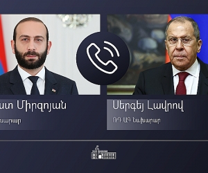 Արարատ Միրզոյանը հեռախոսազրույց է ունեցել Սերգեյ Լավրովի հետ