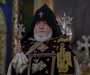 Catholicos Garegin II Leaves for U.S. to Meet with Benefactors