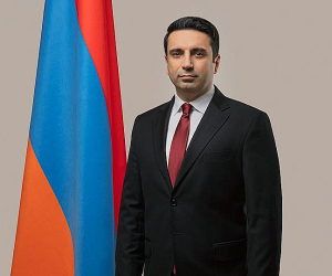 Ալեն Սիմոնյանը շնորհավորական ուղերձներ է հղել Իրանի նախագահին և հոգևոր առաջնորդին` Իսլամական հեղափոխության հաղթանակի տարեդարձի առթիվ