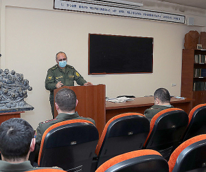 Հավաք-խորհրդակցություն՝ զորամասերի հրամանատերների մասնակցությամբ