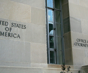 Власти США изъяли 3,6 миллиарда долларов в биткойнах — это крупнейшая криптовалютная конфискация