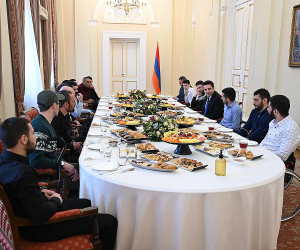 Ալեն Սիմոնյանն ընդունել է Արցախյան երեք պատերազմների մի խումբ մասնակիցների
