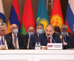 Pashinyan Worried About Economic Sanctions Imposed by West