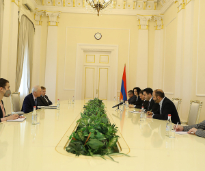 Ալեն Սիմոնյանն ընդունել է Եվրոպական միությունում և Եվրոպայում Կանադայի հատուկ բանագնաց Ստեֆան Դիոնի գլխավորած պատվիրակությանը