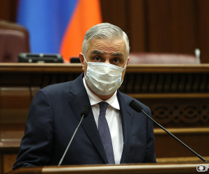 «Էմոցիոնալ երևույթ է». Մհեր Գրիգորյանը` դրամի արժեզրկման մասին