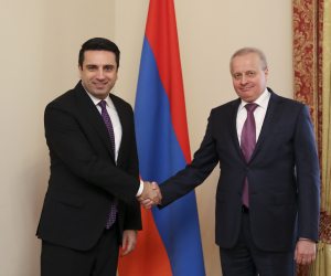 Ալեն Սիմոնյանն ընդունել է Հայաստանում Ռուսաստանի դեսպան Սերգեյ Կոպիրկինին
