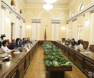 Ալեն Սիմոնյանն ընդունել է Արցախի Ազգային ժողովի պատգամավորներին