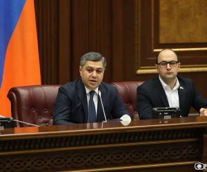 Մեկնարկել են «Պատիվ ունեմ» խմբակցության նախաձեռնած խորհրդարանական լսումները (ուղիղ)