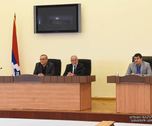 Artsakh President, MPs Discuss Military Situation
