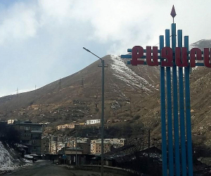 Քաջարանում բանկոմատներից կատարված գողության փորձի դեպքով հարուցված քրեական գործով ձերբակալվել է 4 անձ