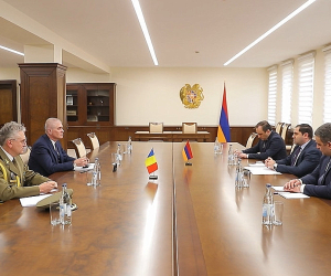 Պաշտպանության նախարարն ընդունել է ՀՀ-ում Ռումինիայի դեսպանին