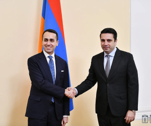 Ալեն Սիմոնյանն Իտալիայի ԱԳ նախարարի հետ քննարկել է տարածաշրջանային անվտանգությանն առնչվող հարցեր