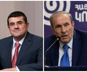 Ter-Petrosyan, Artsakh President Meet in Yerevan