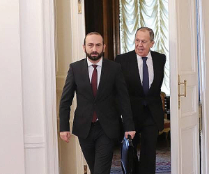 Արարատ Միրզոյանը առանձնազրույց է ունեցել ՌԴ արտաքին գործերի նախարար Սերգեյ Լավրովի հետ