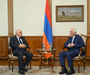 Վահագն Խաչատուրյանը հանդիպել է Հայաստանի արդյունաբերողների և գործարարների միության նախագահ Արսեն Ղազարյանին