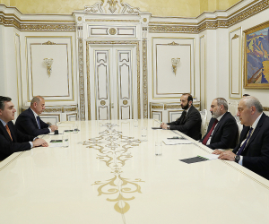 Премьер-министр Пашинян принял министра иностранных дел Грузии