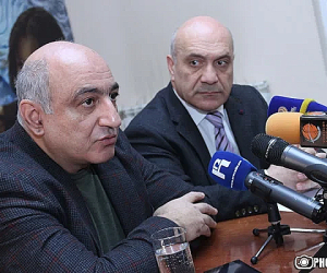 «Իշխանությունը փորձում է բիրտ մեթոդներով հարաբերվել լրագրողների եւ լրատվամիջոցների հետ». Աշոտ Մելիքյան