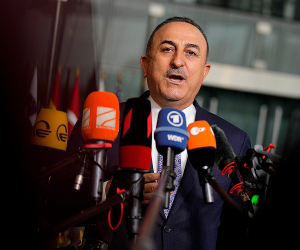 Turkish Foreign Minister Says Radicals in Armenia and Diaspora Pressuring Pashinyan