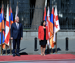Նախագահ Վահագն Խաչատուրյանը հանդիպել է Վրաստանի նախագահ Սալոմե Զուրաբիշվիլիին