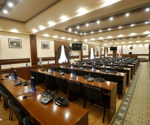 Ընթանում է Երևանի ավագանու նիստը