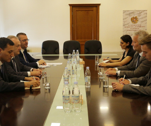 Armenian Education Minister, German Ambassador Discuss Expanding German Language Courses in Armenia