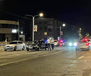 Artsakh: Police Continue Monitoring Vehicles in Stepanakert