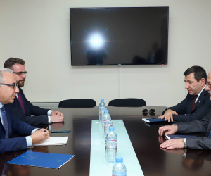 Իսրայելի նորանշանակ դեսպանն իր հավատարմագրերի պատճենը հանձնել է ՀՀ ԱԳ նախարարի տեղակալին