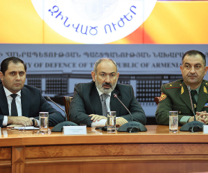PM Pashinyan Introduces New Armed Forces Chief to Top Military Brass