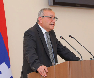 «Շարունակելու ենք ջանքերը Արցախի խնդրի խաղաղ և արդարացի լուծմանը հասնելու ուղղությամբ». Արթուր Թովմասյան