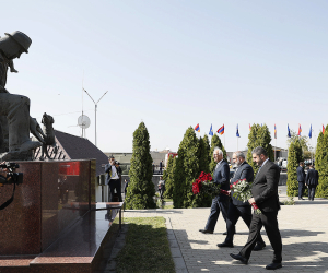Pashinyan, Khachaturyan Attend Emergency Workers Day Ceremony