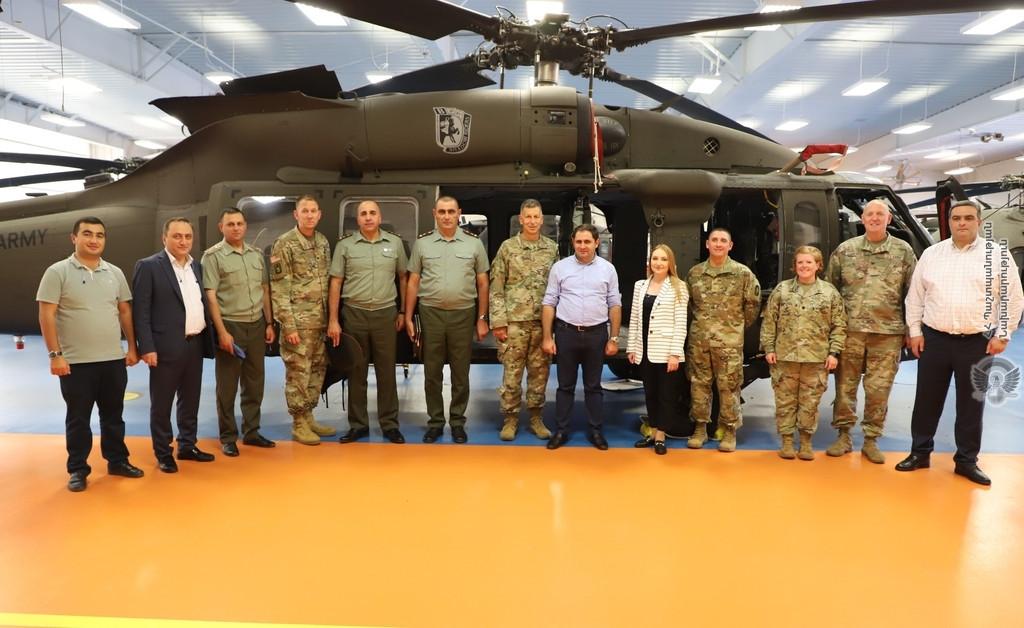 Armenian Defense Minister Tours National Guard Training Center in Kansas