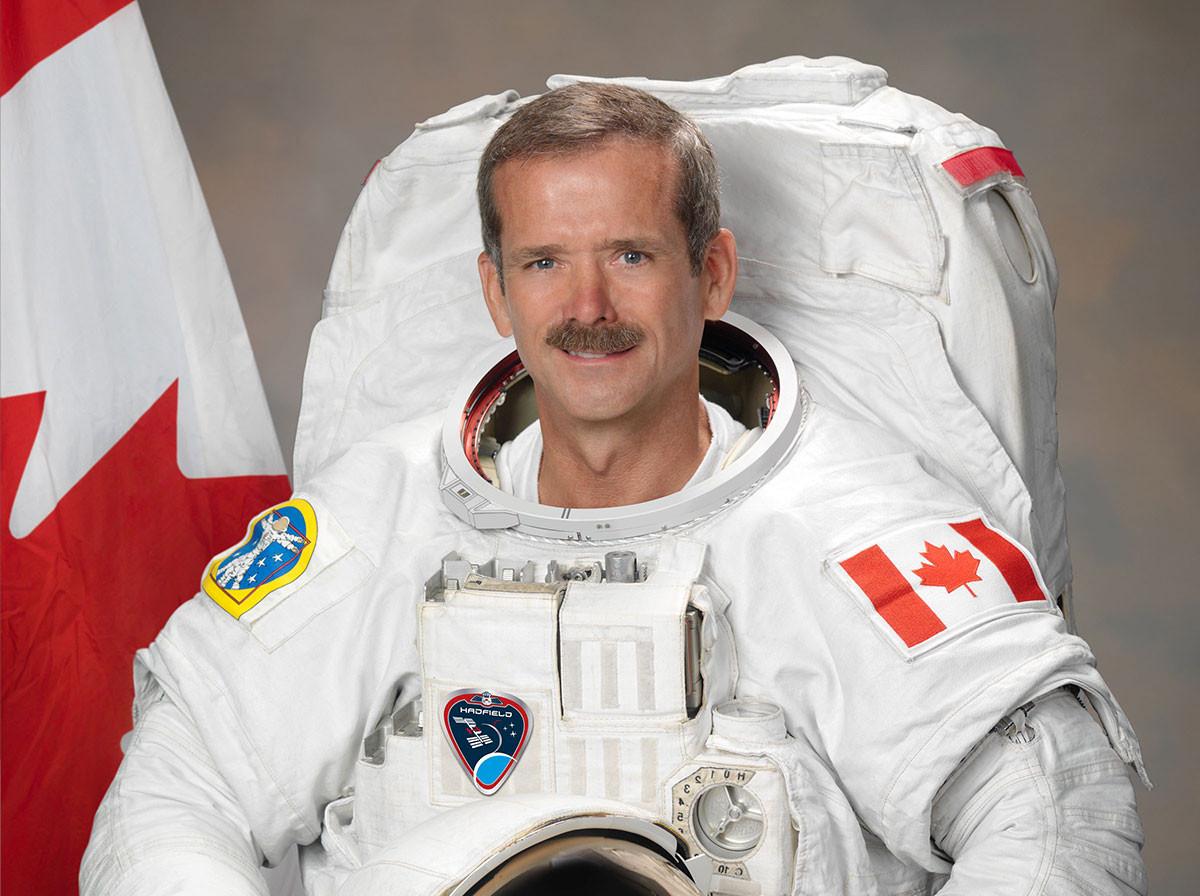 Астронавт Крис Хэдфилд советует школьникам не бояться ошибаться 