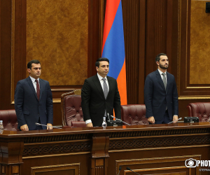 ԱԺ ութերորդ գումարման չորրորդ նստաշրջանի առաջին նիստը (ուղիղ)