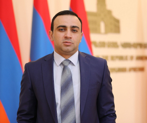 Այս պահին որևէ փաստաթուղթ չկա և որևէ փաստաթուղթ չի քննարկվում ստորագրման համար. Տարոն Չախոյան